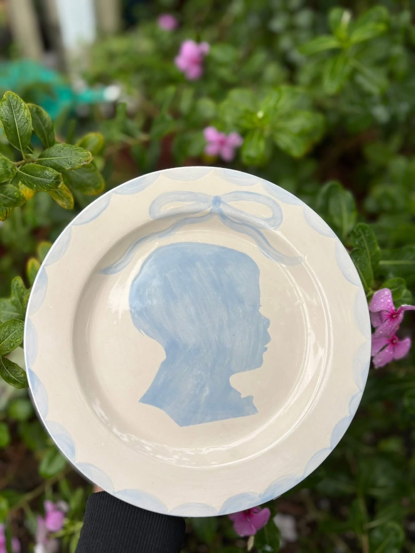 Heirloom Silhouette Plate